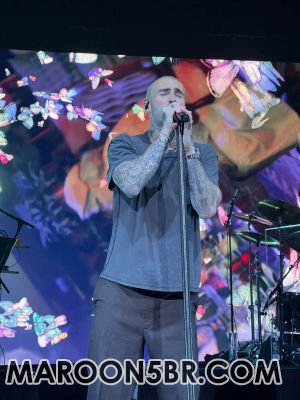 2022_06_03-Maroon5Sacramento-1321.JPG