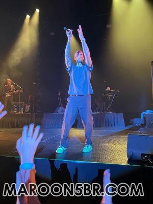 2022_06_03-Maroon5Sacramento-1328.JPG